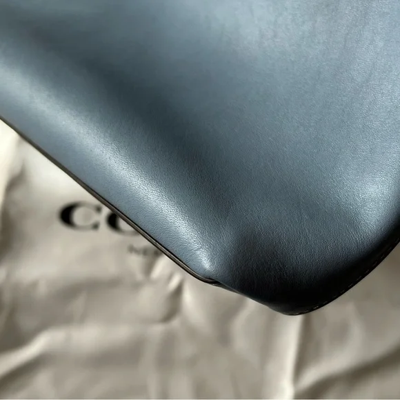 Coach Brooklyn 28 Shoulder Bag in Bluebell - Picture 10 of 16